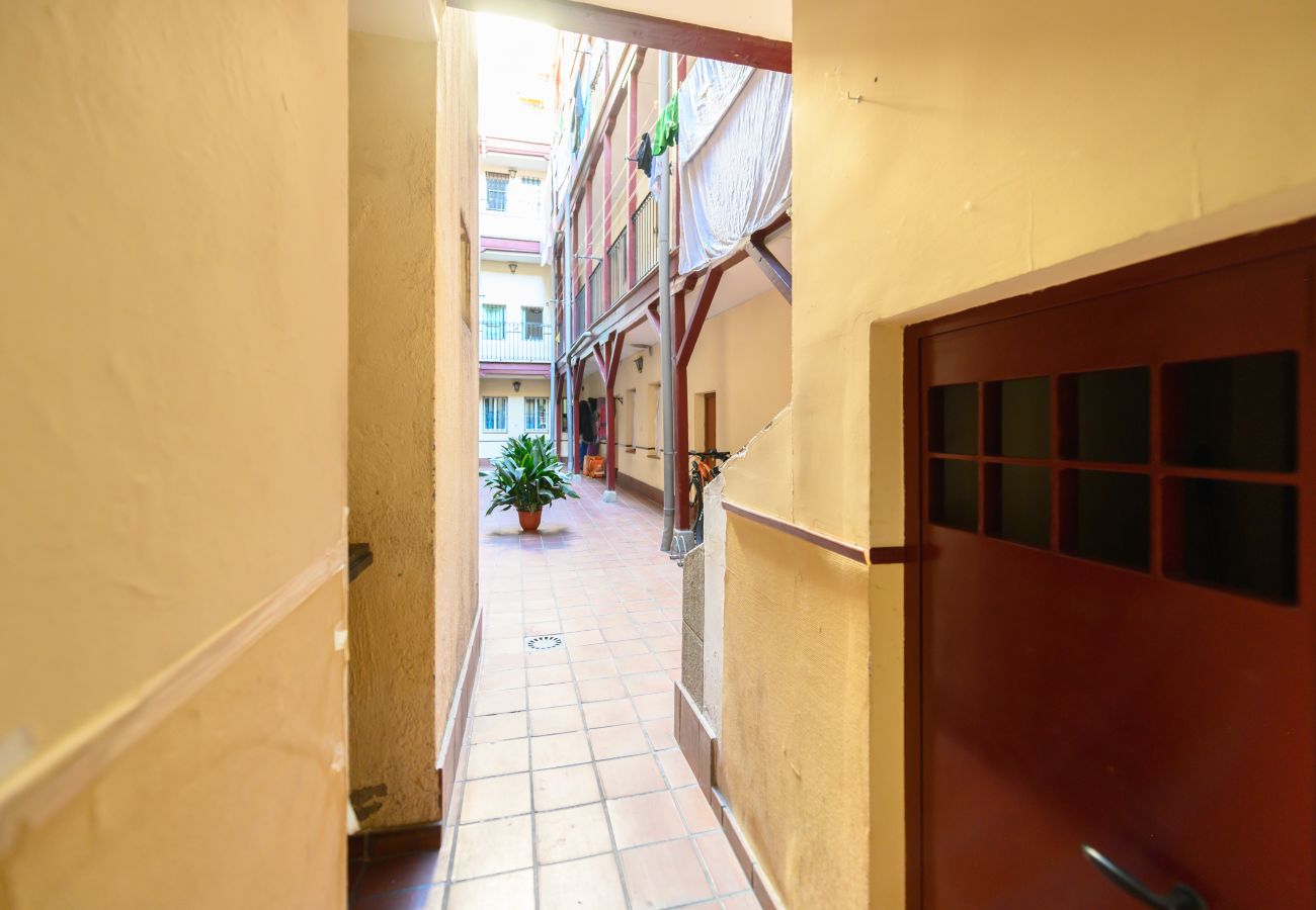 Apartment in Madrid - M (AMA4115) Cómodo apartamento de un dormitorio en
