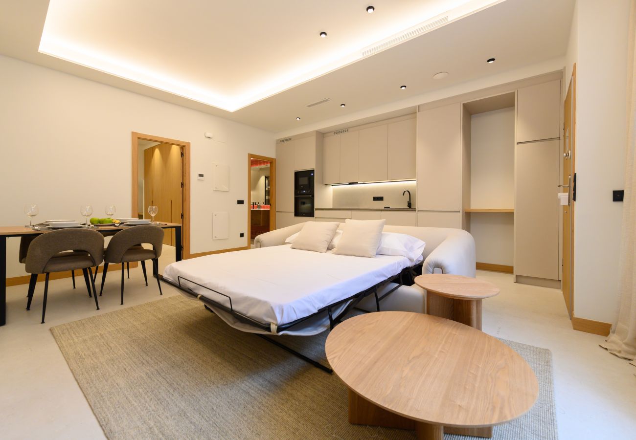 Apartment in Madrid - M (SCR7B2) Amplio piso exterior de un dormitorio e
