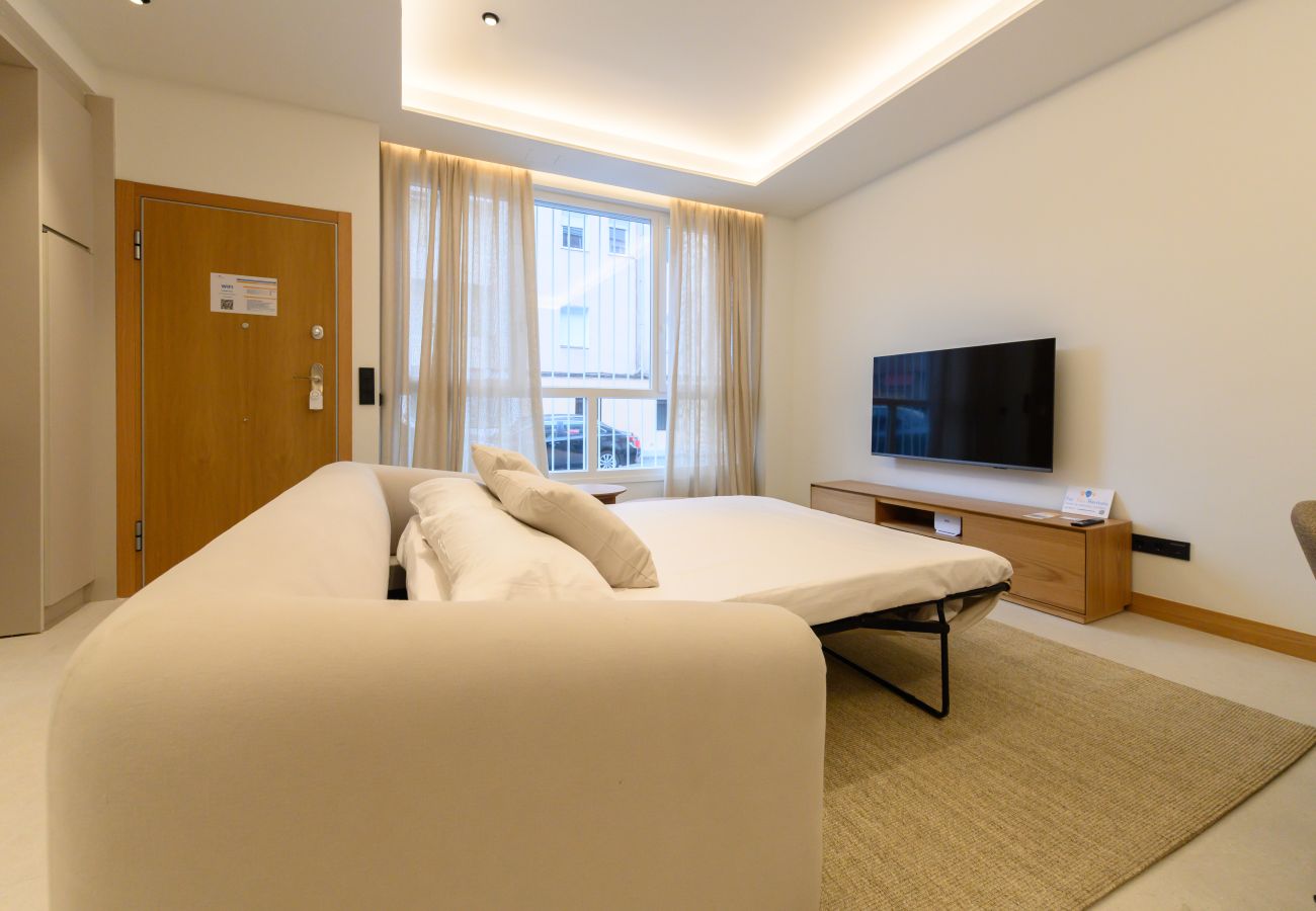 Apartment in Madrid - M (SCR7B2) Amplio piso exterior de un dormitorio e