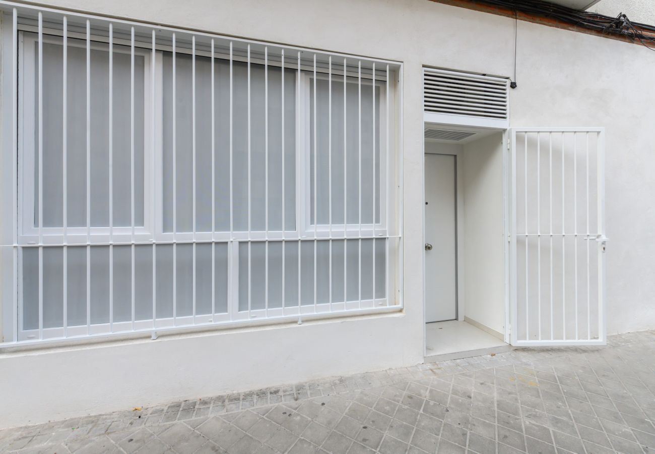 Apartment in Madrid - M (SCR7B2) Amplio piso exterior de un dormitorio e