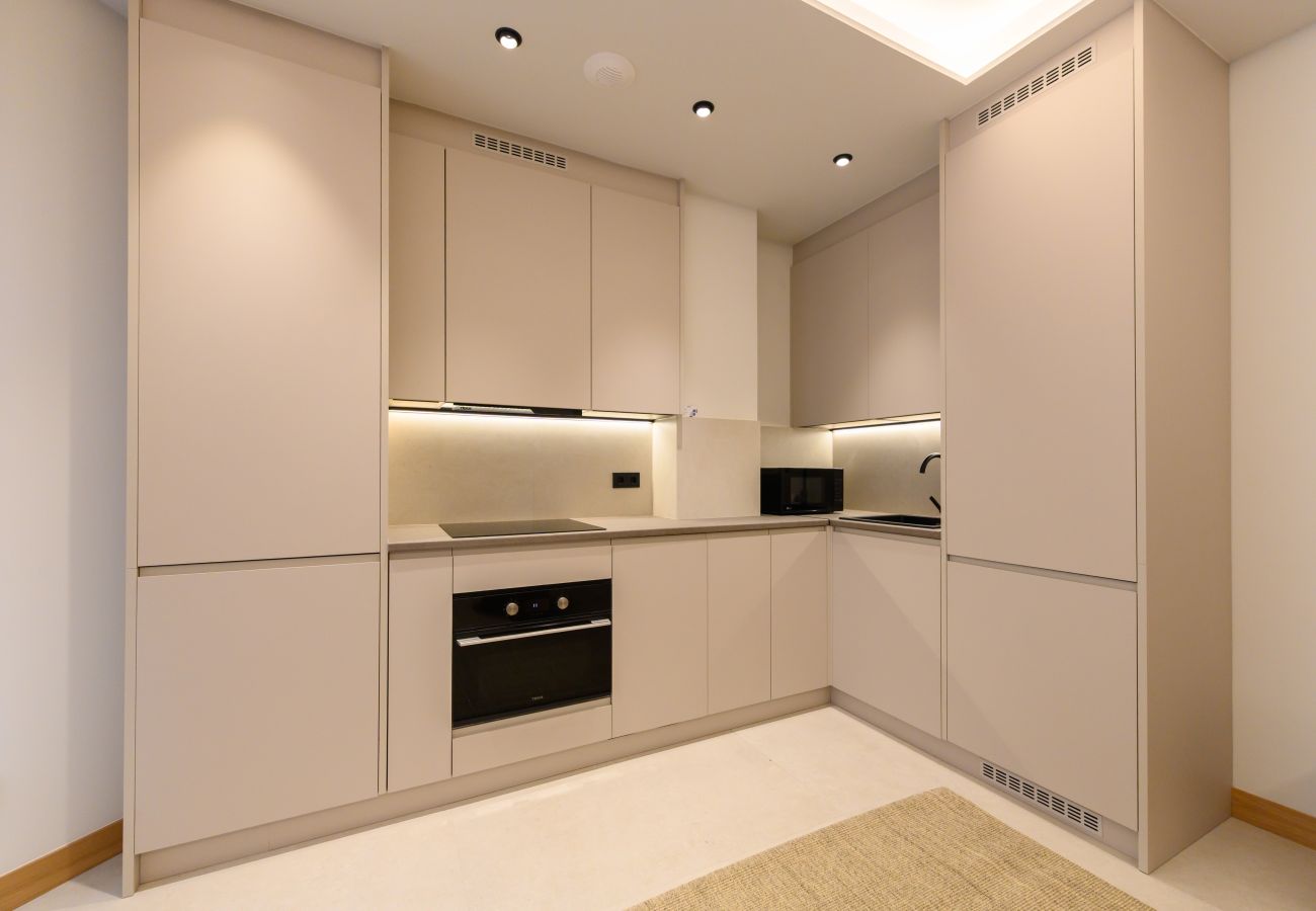 Apartment in Madrid - M (SCR7B1) Amplio piso exterior de un dormitorio e