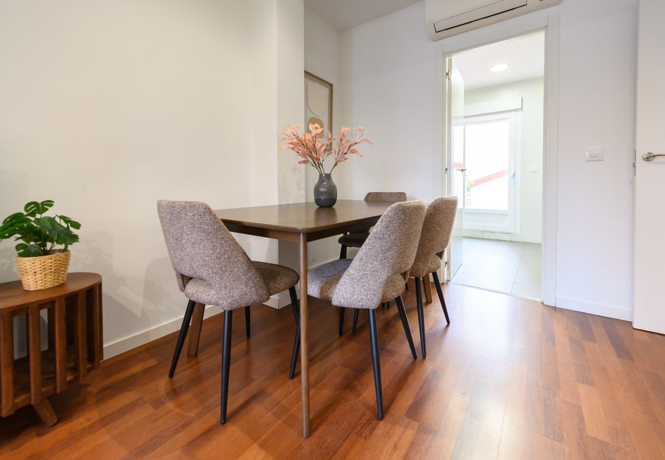 Apartment in Madrid - M (MAL71A) Moderno piso de 2 dormitorios con terra