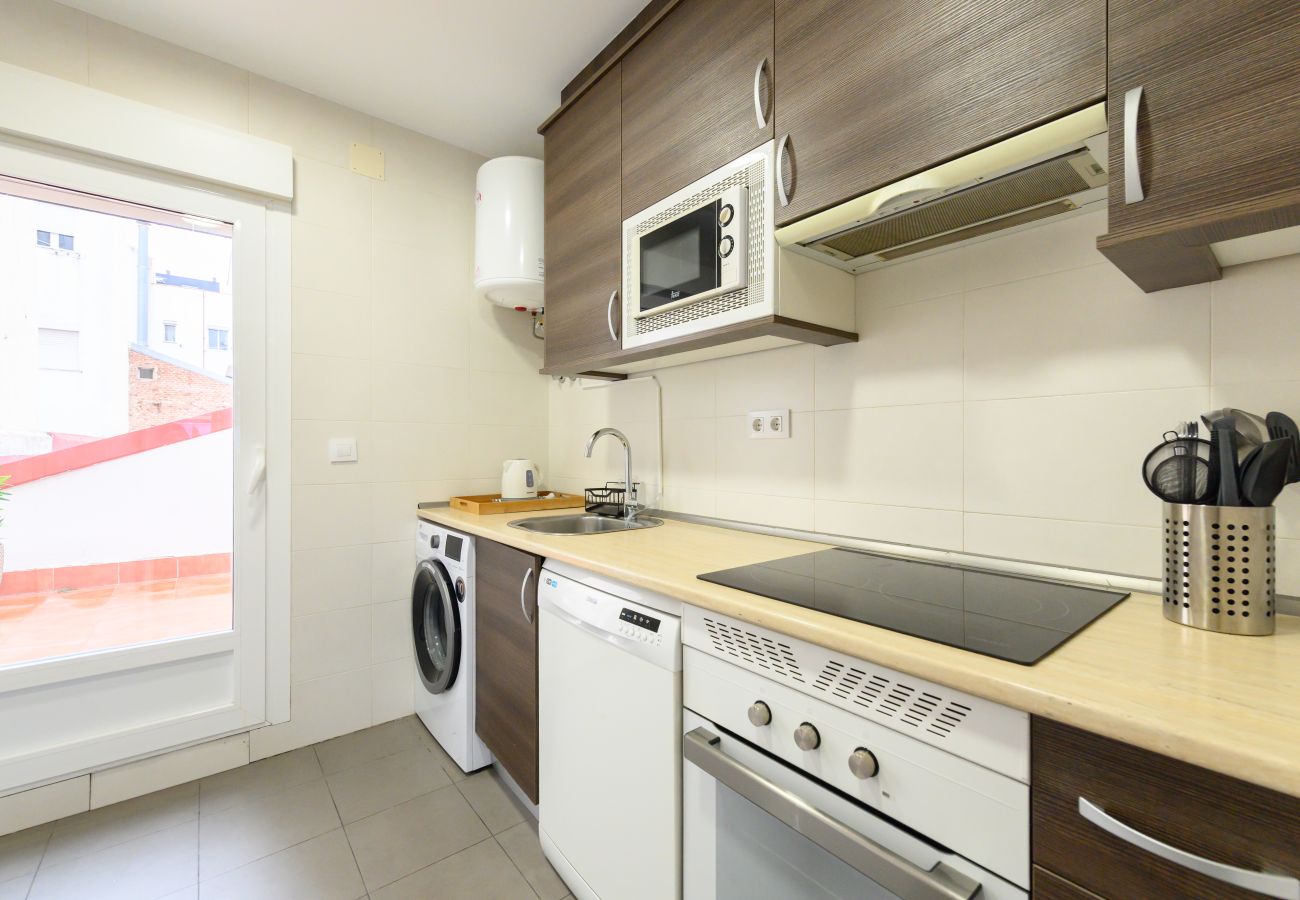 Apartment in Madrid - M (MAL71A) Moderno piso de 2 dormitorios con terra