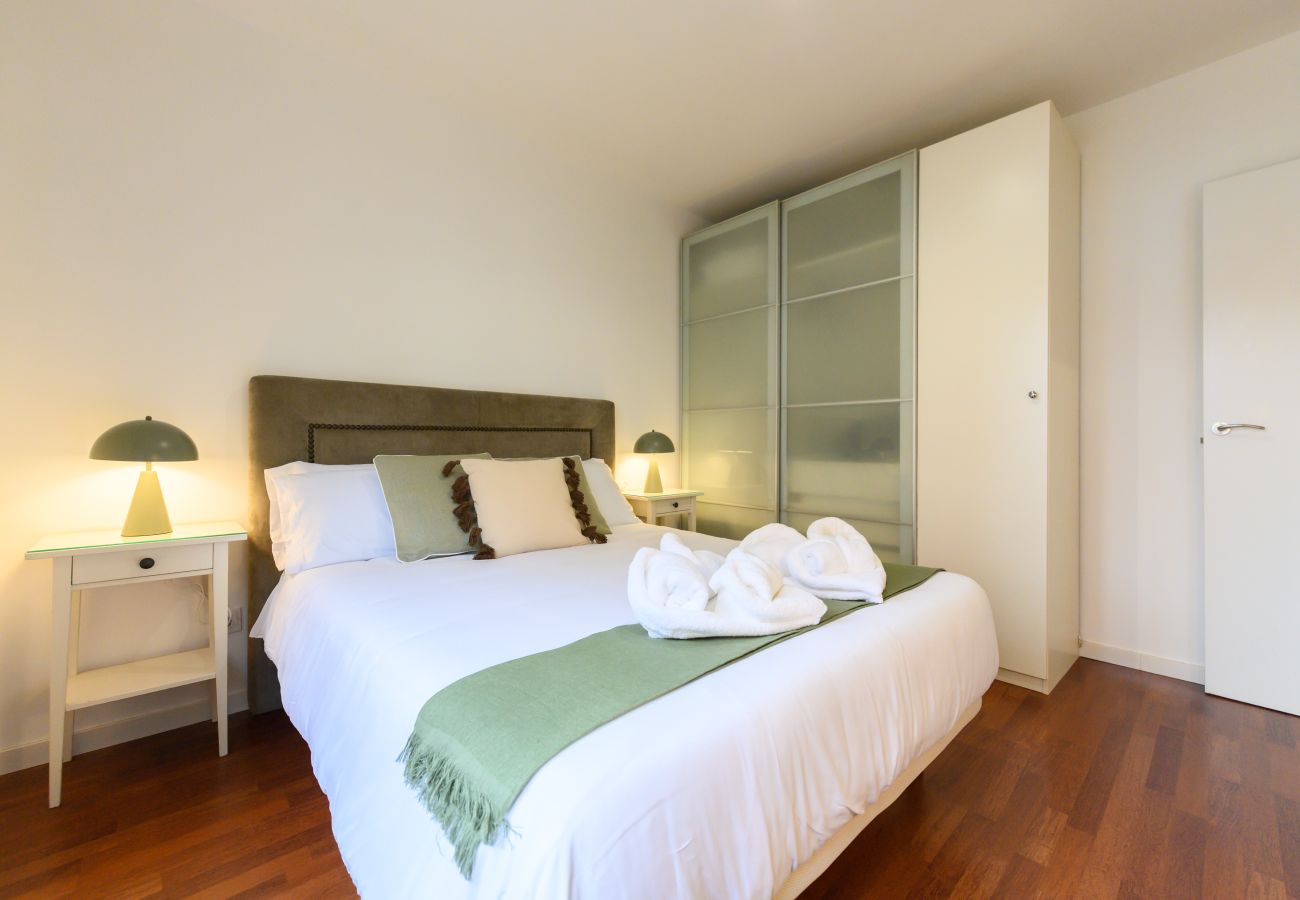 Apartment in Madrid - M (MAL71B) Moderno piso de 1 dormitorio en  Madri