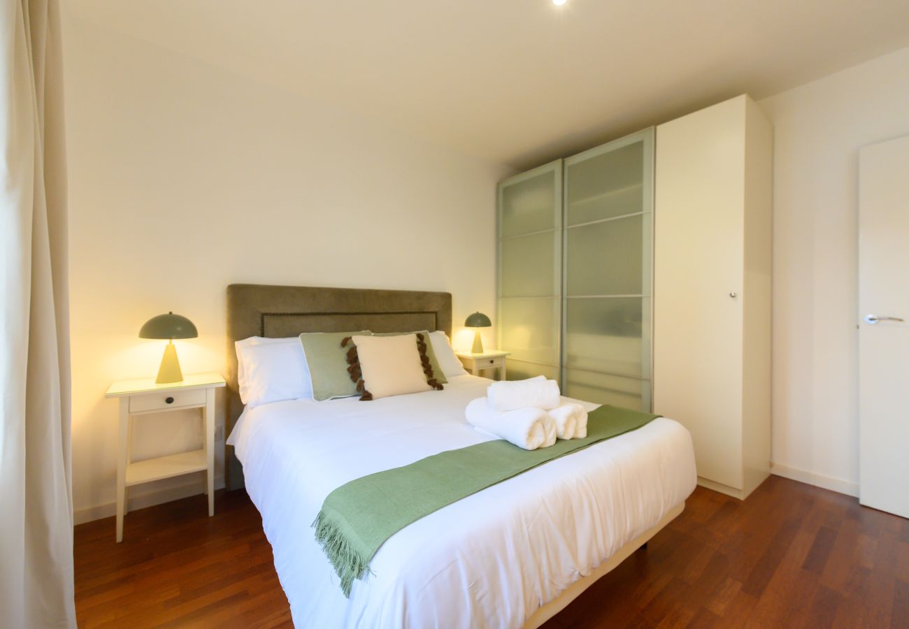 Apartment in Madrid - M (MAL71B) Moderno piso de 1 dormitorio en  Madri