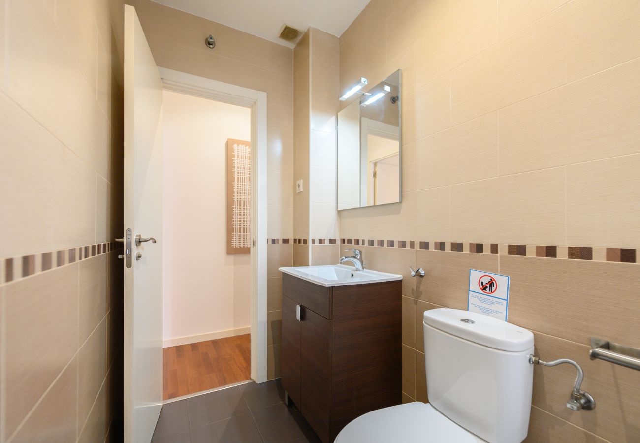 Apartment in Madrid - M (MAL71B) Moderno piso de 1 dormitorio en  Madri