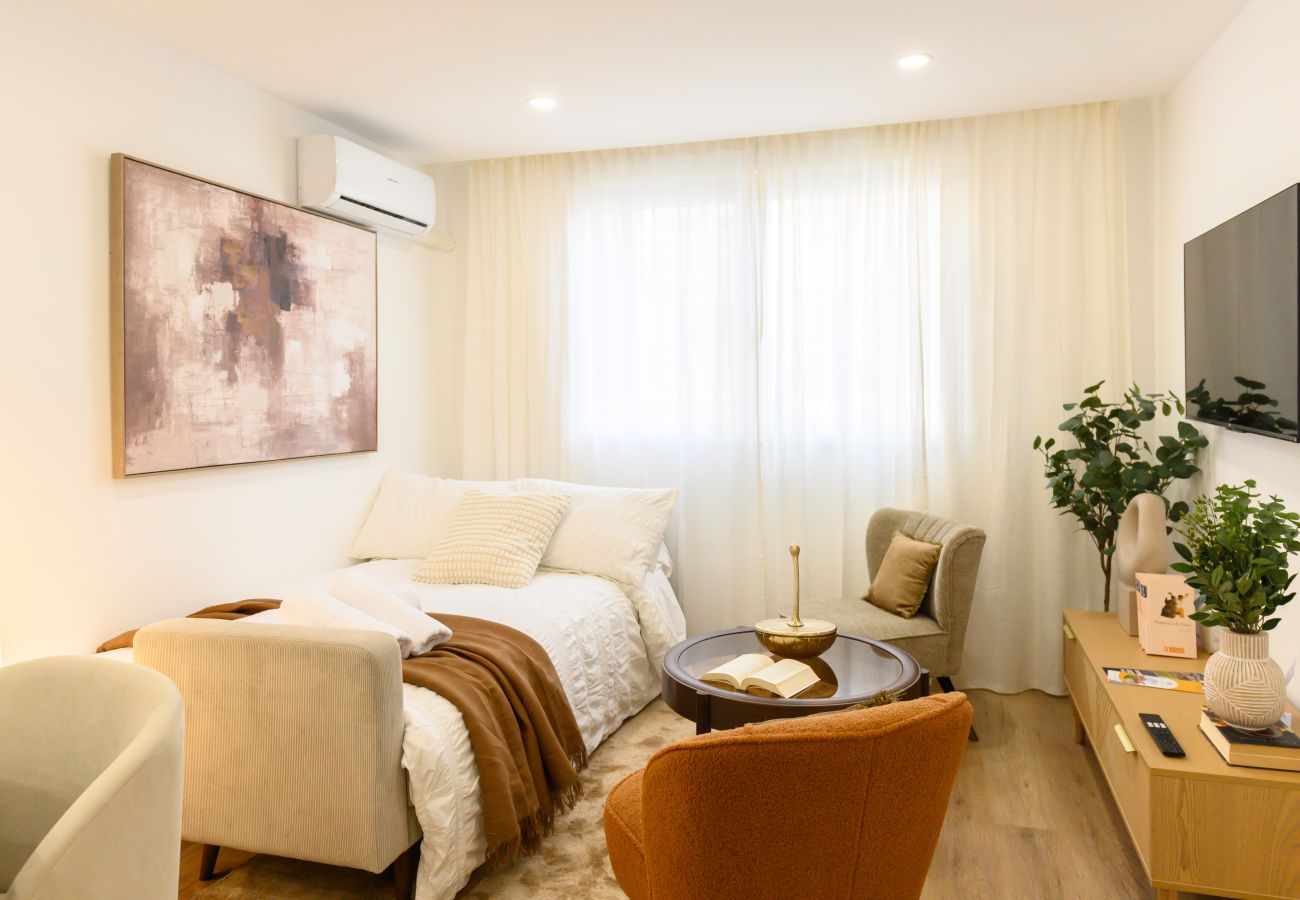 Apartment in Madrid - M (GCO69BD) Apartamento de 3 dormitorios