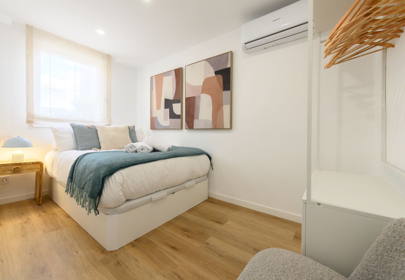 Apartment in Madrid - M (GCO69BD) Apartamento de 3 dormitorios