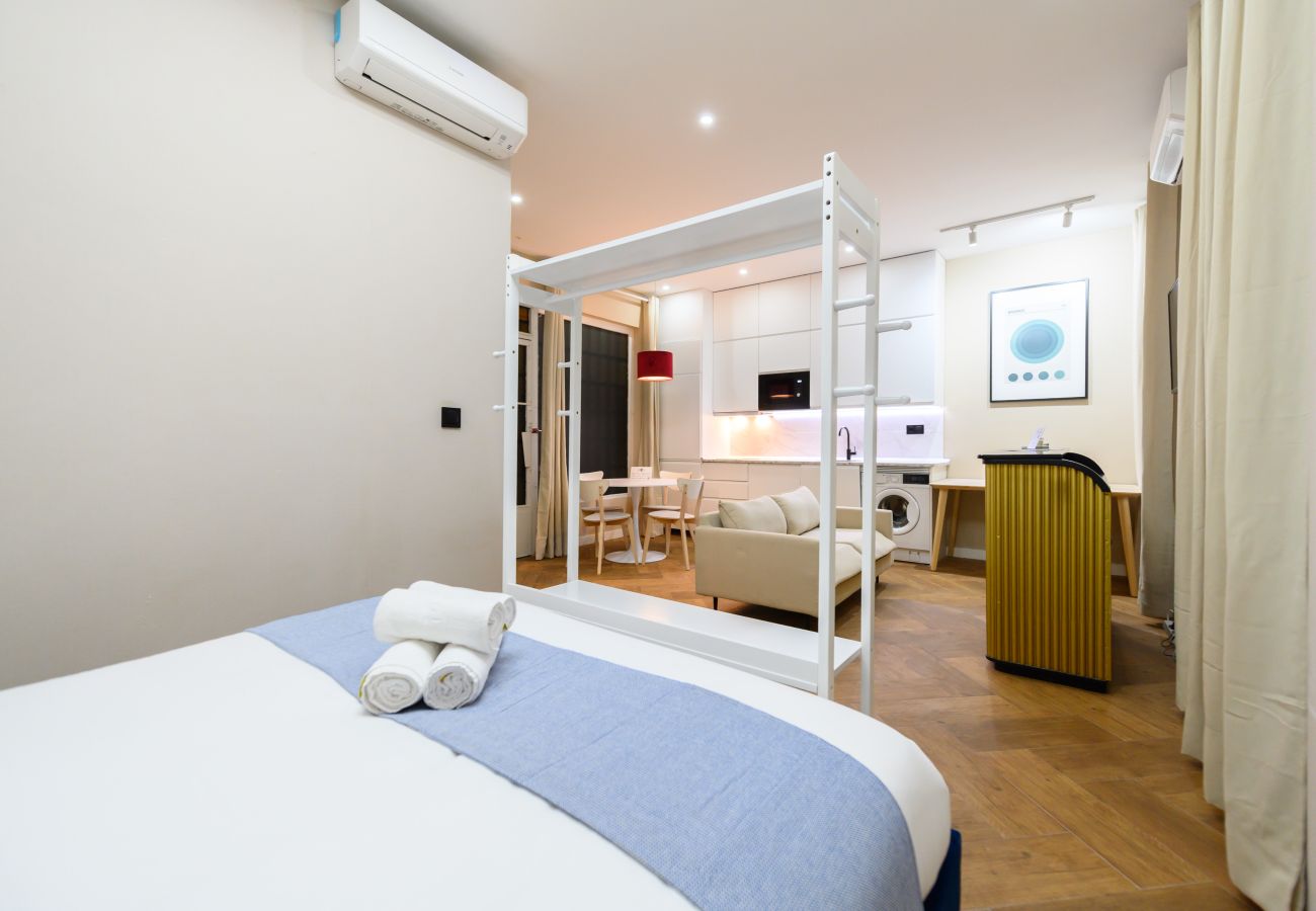 Studio in Madrid - M (NDA11BII)Acogedor estudio interior con todas la