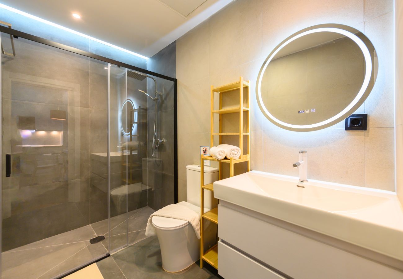 Studio in Madrid - M (NDA11BII)Acogedor estudio interior con todas la