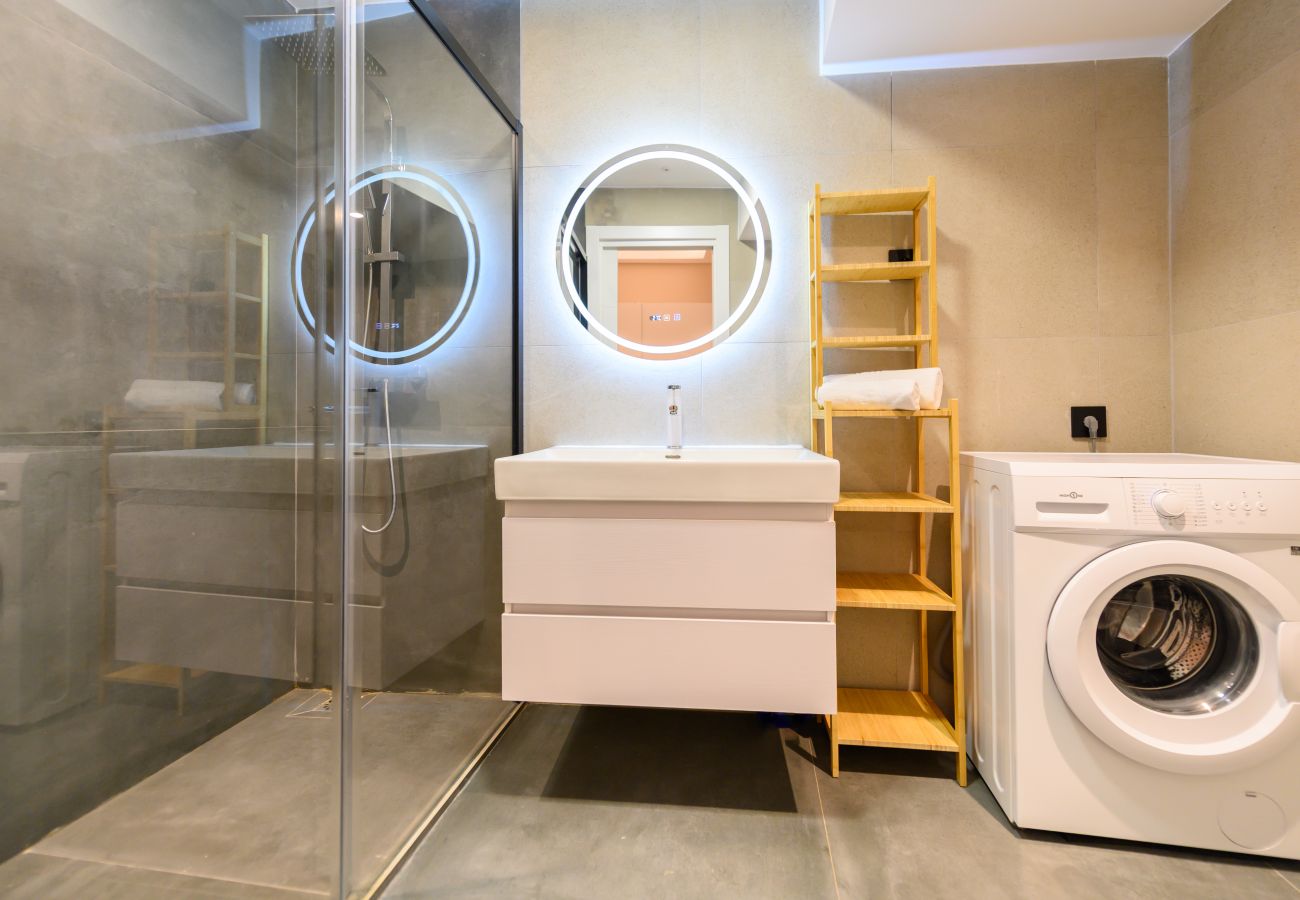 Studio in Madrid - M (NDA11BID) Estudio interior en el centro de Madr