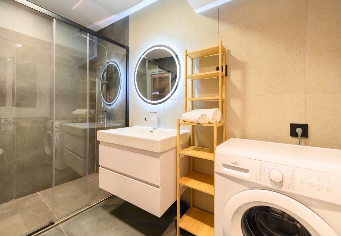 Studio in Madrid - M (NDA11BID) Estudio interior en el centro de Madr