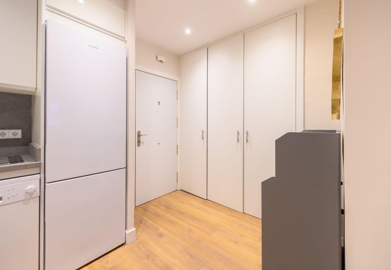 Apartment in Madrid - M (BSO5) Apartamento luminoso con 1 dormitorio y e