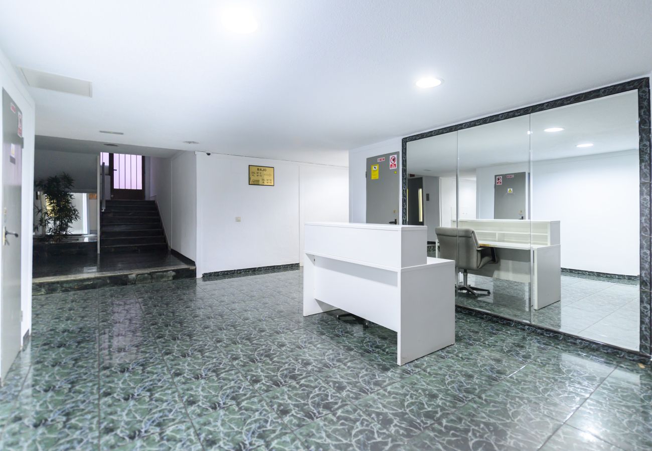 Apartment in Madrid - M (BSO5) Apartamento luminoso con 1 dormitorio y e