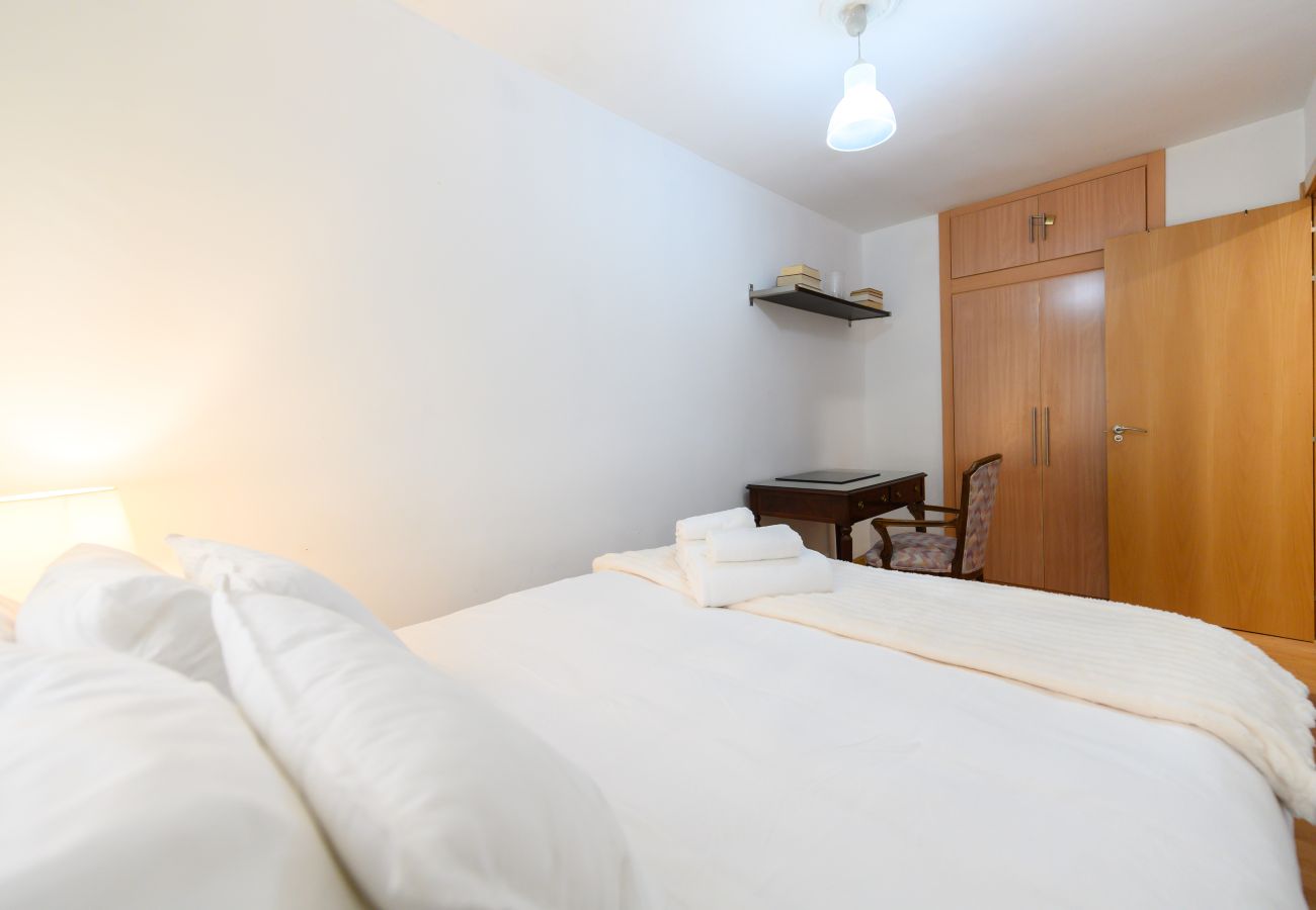 Apartment in Madrid - M (BEN28BE) Piso moderno  2 dormitorios