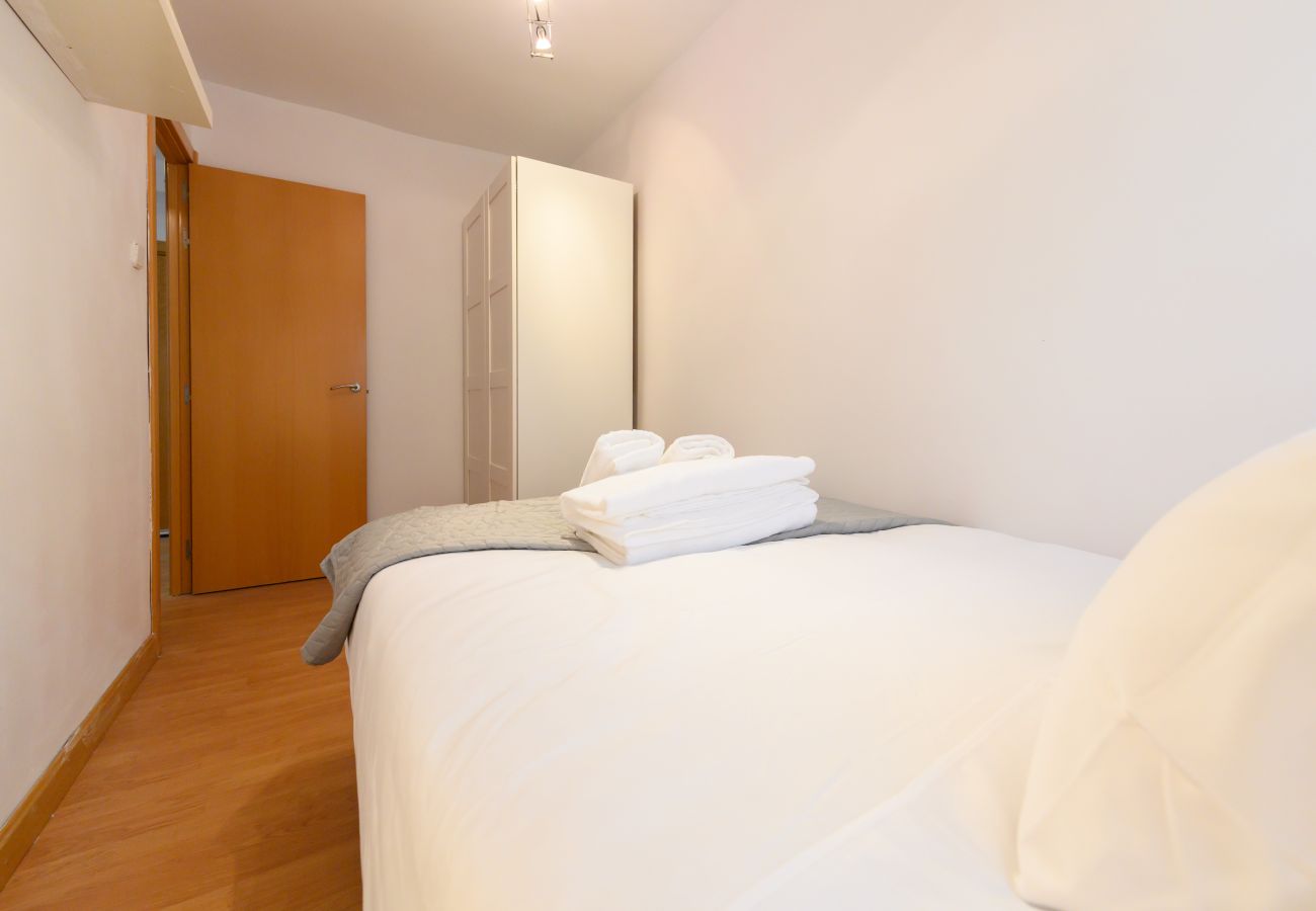 Apartment in Madrid - M (BEN28BE) Piso moderno  2 dormitorios