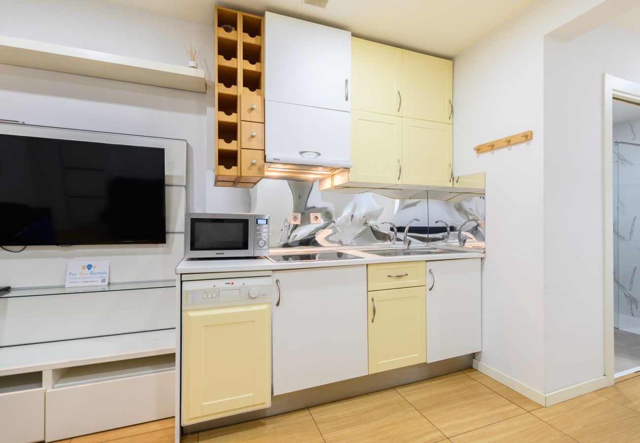 Studio in Madrid - M (EMO470A) Acogedor estudio en Ciudad Lineal