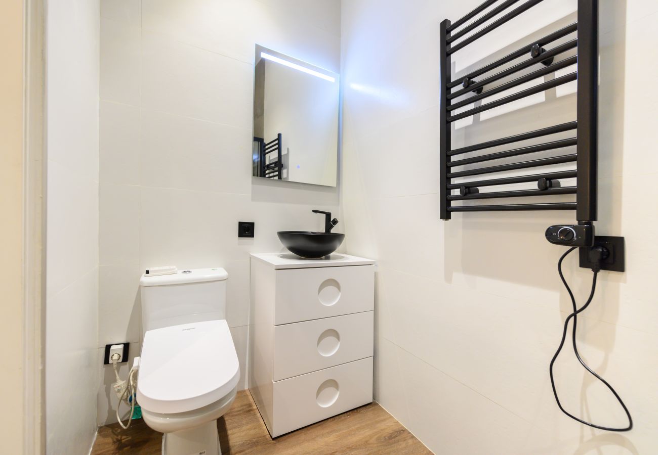 Studio in Madrid - M (HOR42DA) Estudio moderno y totalmente equipado