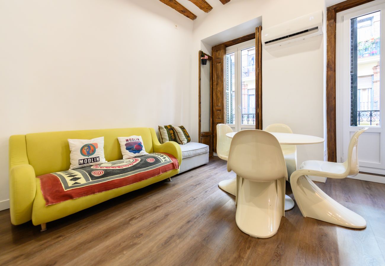 Studio in Madrid - M (HOR42DA) Estudio moderno y totalmente equipado