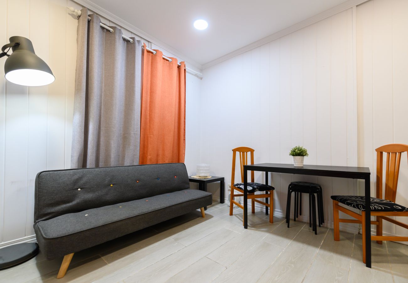 Apartment in Madrid - M (PEL300I)Piso acogedor de 1 dormitorio en el Cen