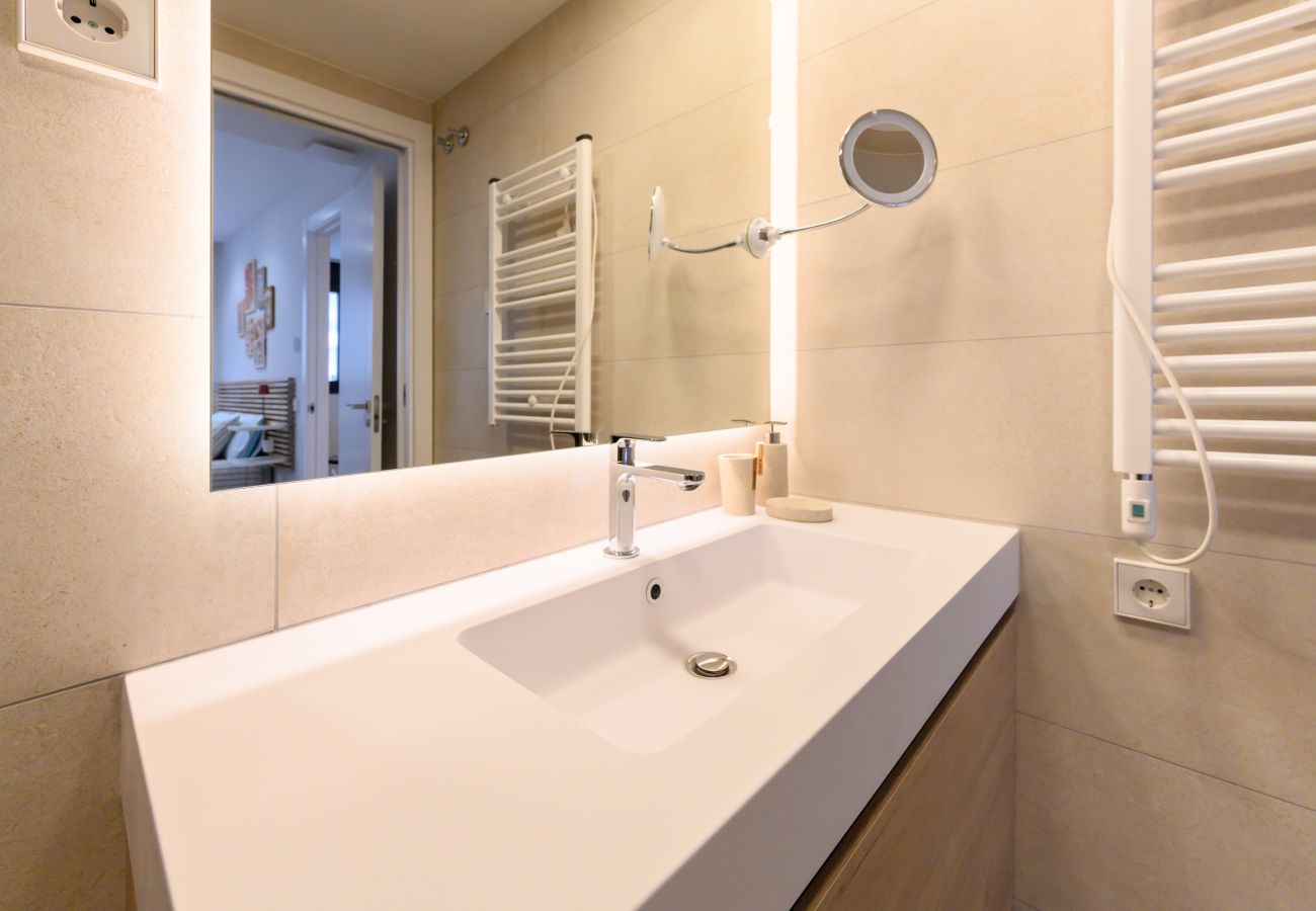 Apartment in Madrid - M (JES194) Piso de lujo de 1 dormitorio con vistas