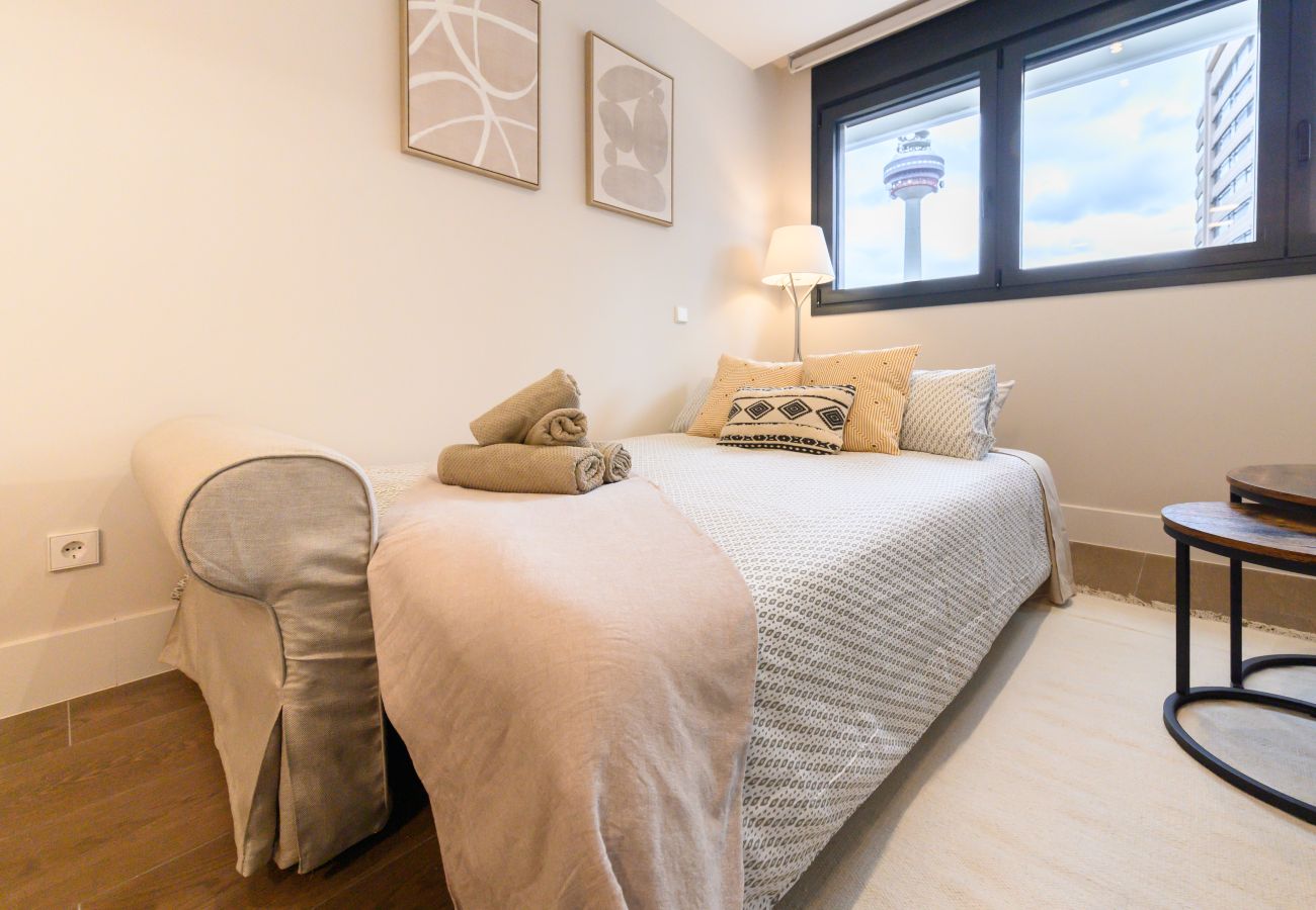Apartment in Madrid - M (JES194) Piso de lujo de 1 dormitorio con vistas