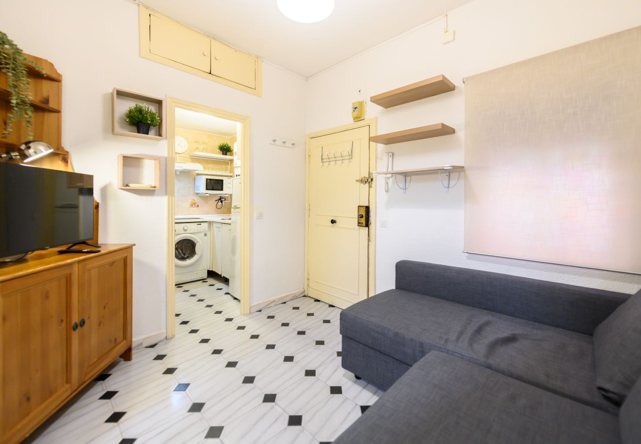 Apartment in Madrid - M (BMU9213) Piso de 1 dormitorio en Chamberí
