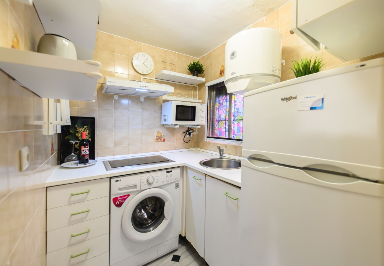 Apartment in Madrid - M (BMU9213) Piso de 1 dormitorio en Chamberí