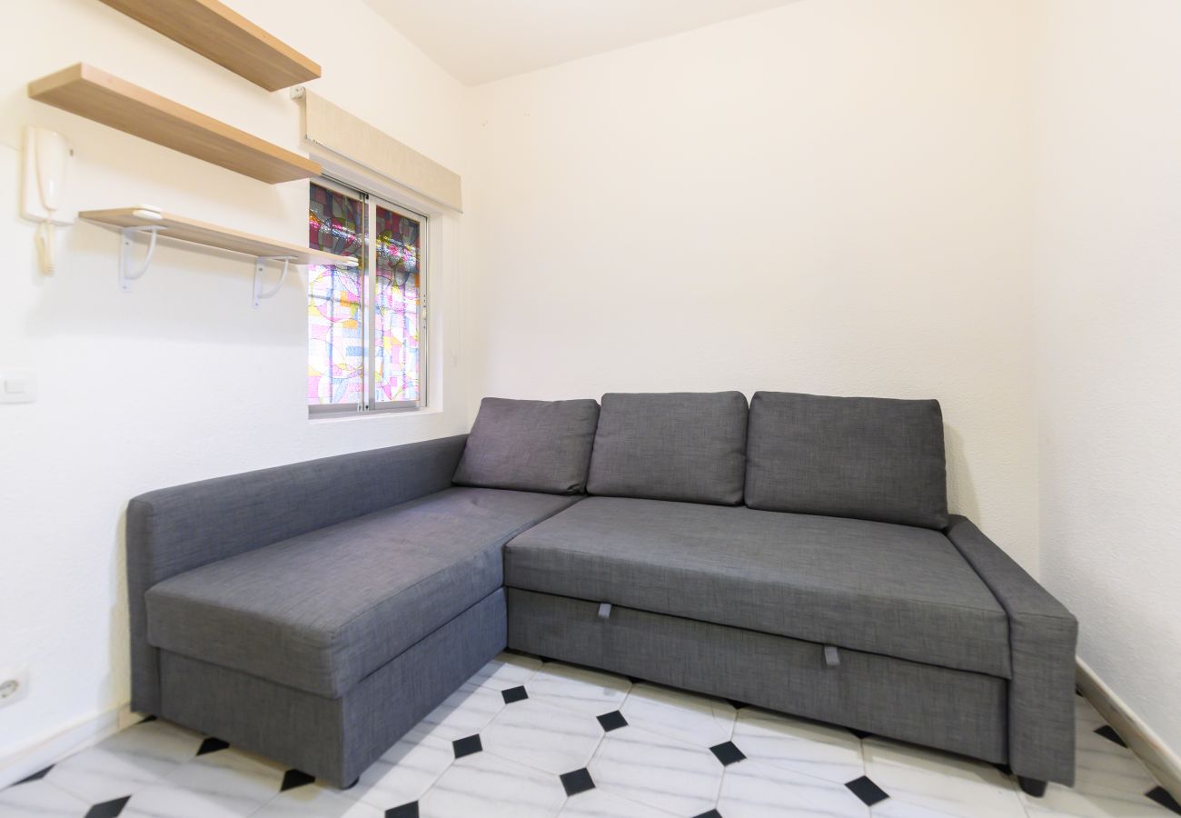 Apartment in Madrid - M (BMU9213) Piso de 1 dormitorio en Chamberí