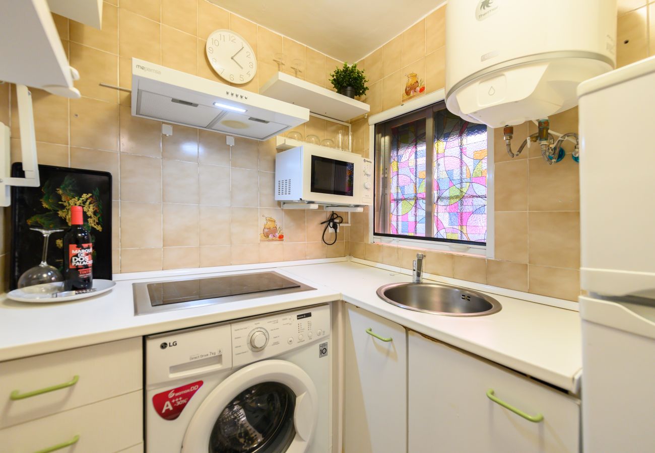 Apartment in Madrid - M (BMU9213) Piso de 1 dormitorio en Chamberí