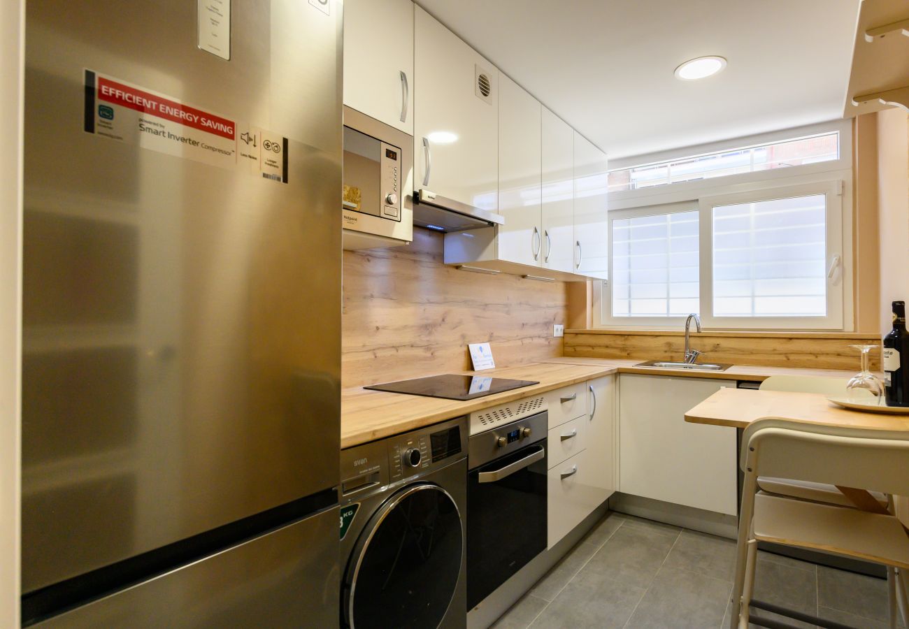 Apartment in Madrid - M (LCE3) Amplio y moderno piso de 4 dormitorios