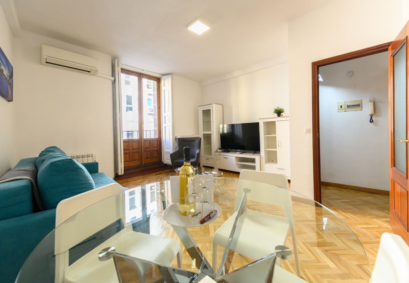 Residence in Madrid - M (MAY613) Piso de 1 dormitorio en pleno centro de