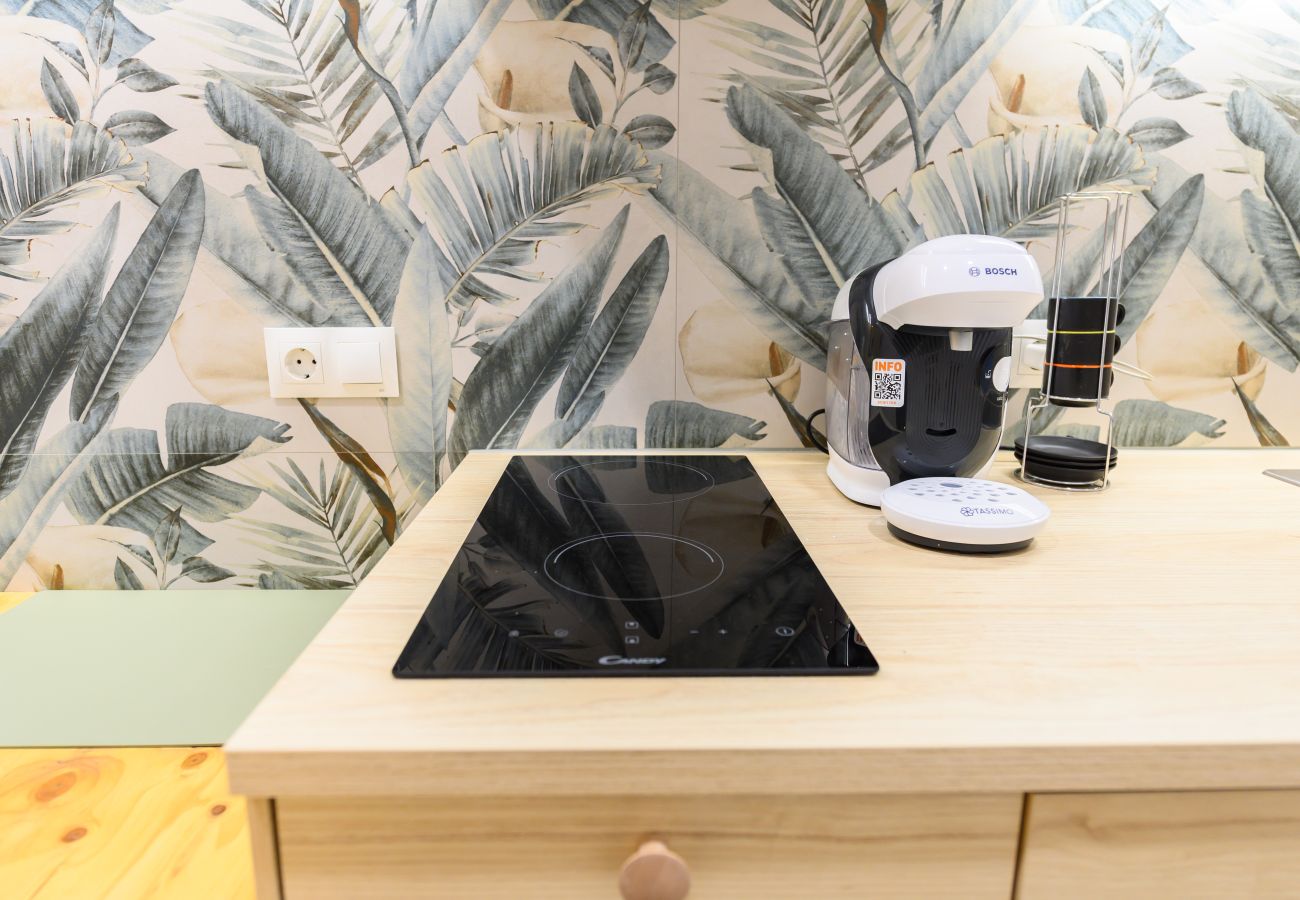 Apartment in Madrid - M (FGA50E) Acogedor piso en Chamberí 