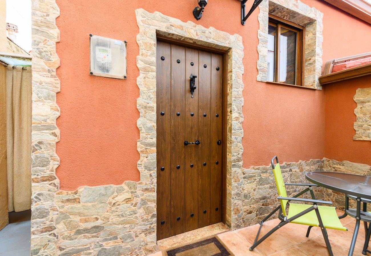 Apartment in Madrid - M (SLU33) Amplio Loft en La Latina