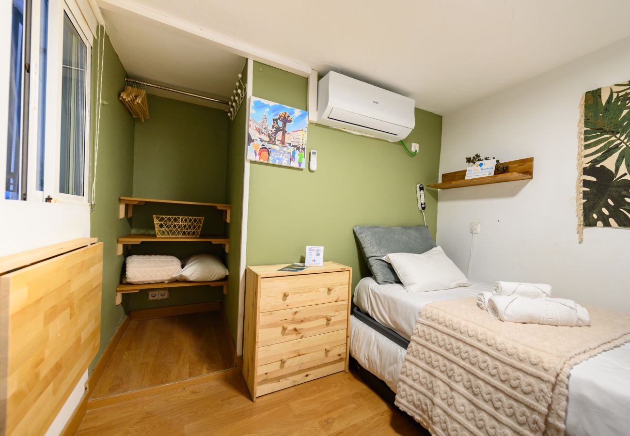 Studio in Madrid - M (SVF1304) Acogedor Estudio en Centro de Madrid