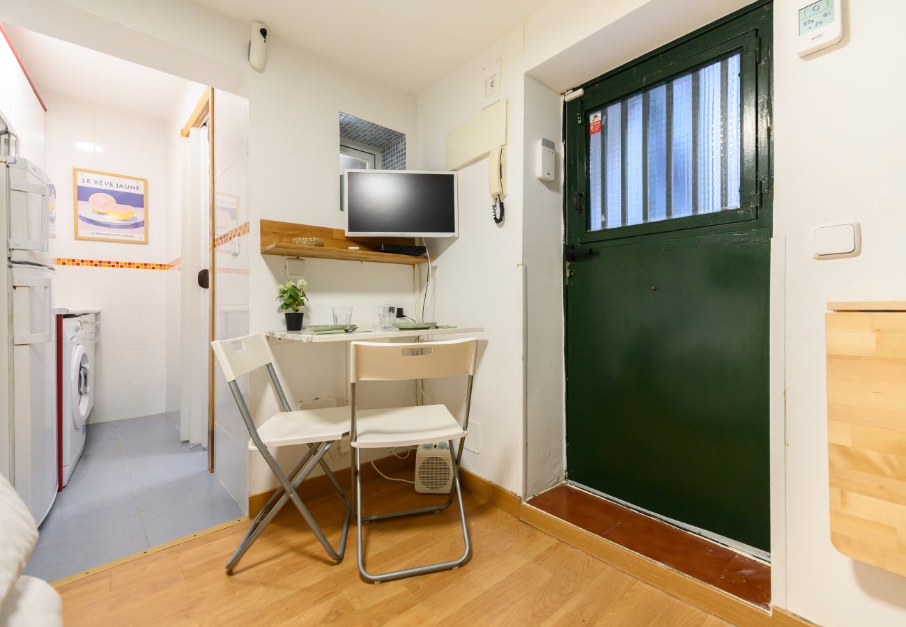 Studio in Madrid - M (SVF1304) Acogedor Estudio en Centro de Madrid