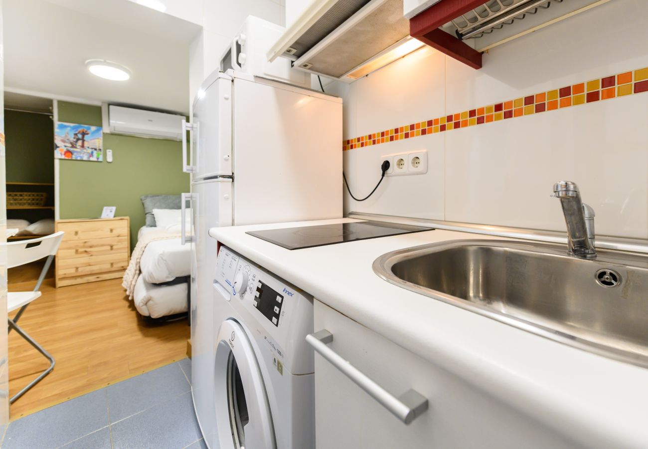 Studio in Madrid - M (SVF1304) Acogedor Estudio en Centro de Madrid