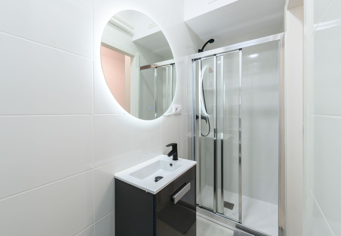 Studio in Madrid - M (RJS3) Acogedor Estudio en Barrio Salamanca