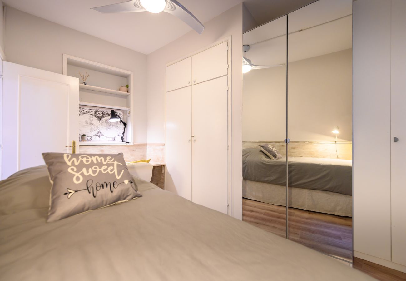 Apartment in Madrid - M (OLM102BA) Amplio y luminoso piso 2 dormitorios