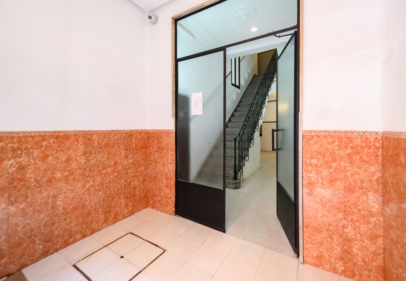 Apartment in Madrid - M (MDL925) Acogedor piso de un dormitorio Madrid