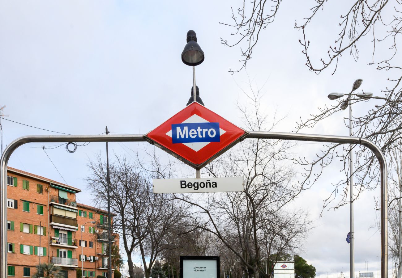 Apartment in Madrid - M (AMU373D) Amplio piso de 3 habitaciones