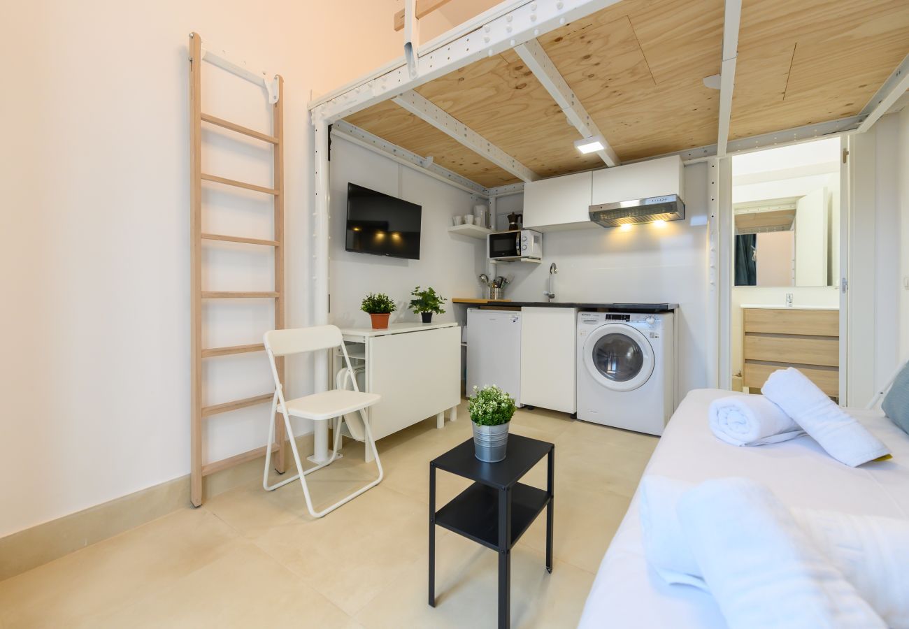 Apartment in Madrid - M (RBL180) Acogedor dúplex en Salamanca