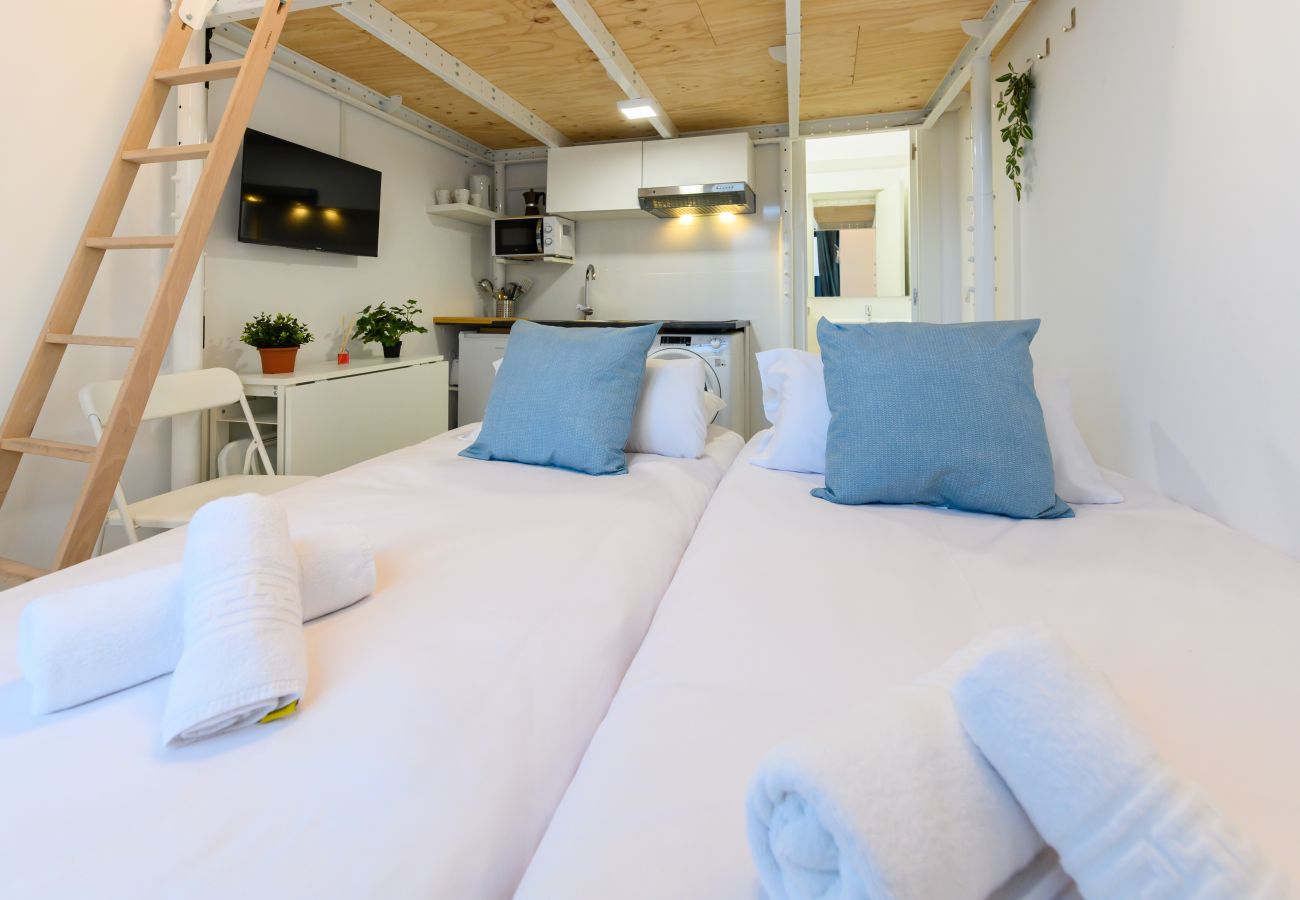 Apartment in Madrid - M (RBL180) Acogedor dúplex en Salamanca