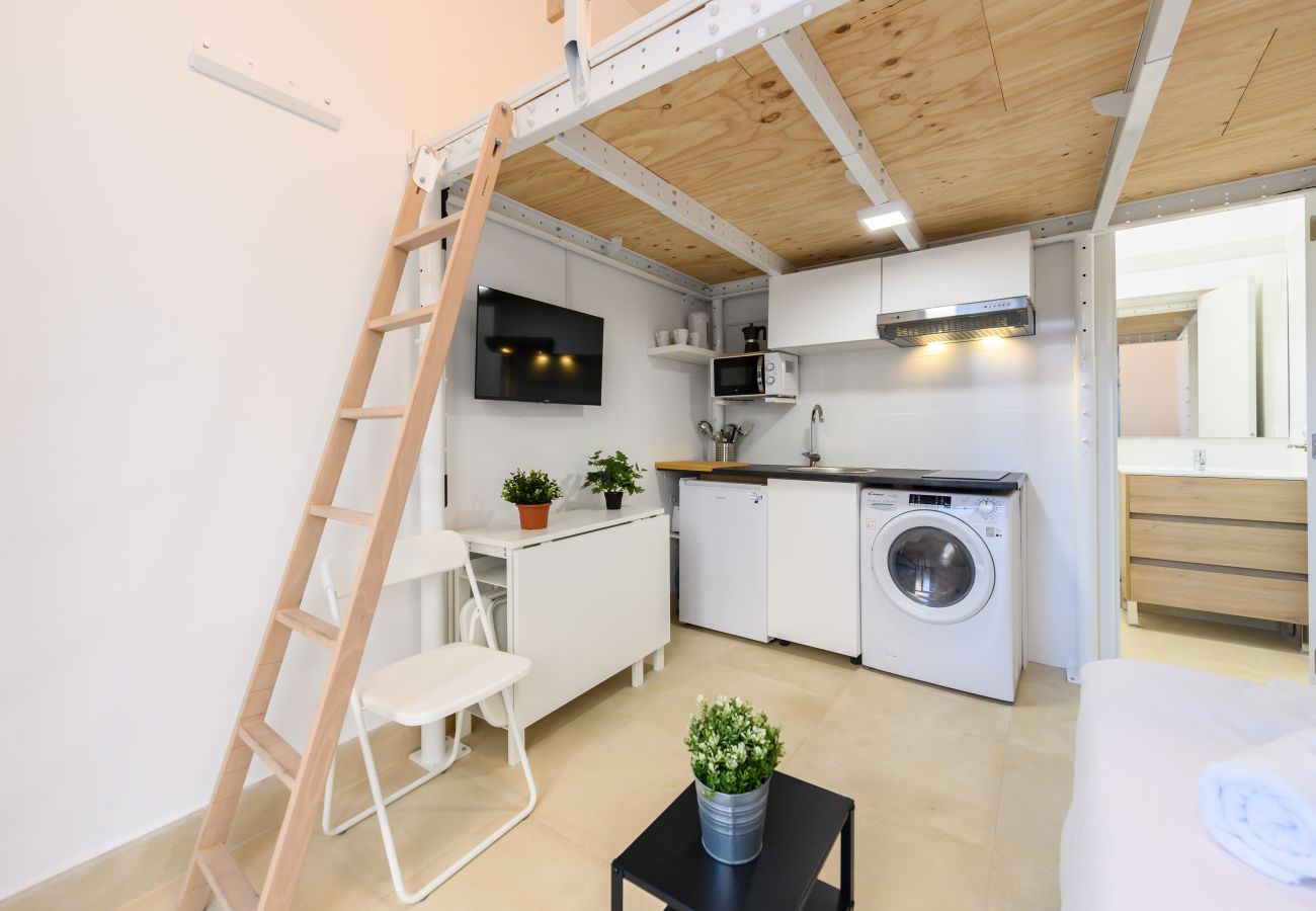 Apartment in Madrid - M (RBL180) Acogedor dúplex en Salamanca