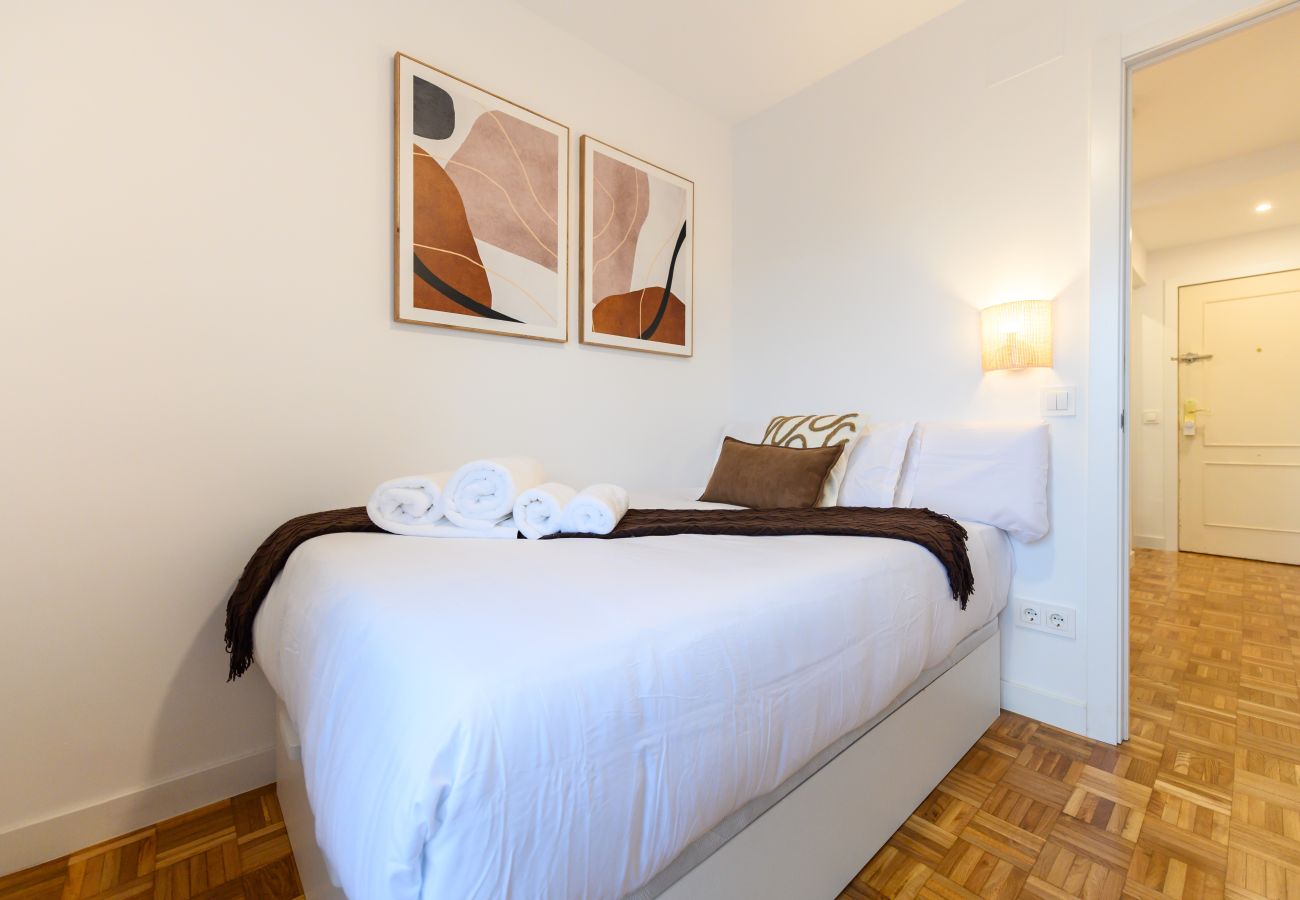 Apartment in Madrid - M (MOS34D7E) Amplio y elegante piso de dos dormito