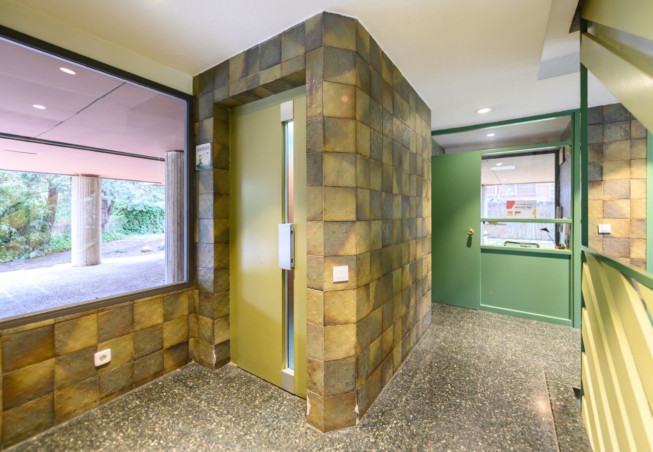 Apartment in Madrid - M (MOS34D7E) Amplio y elegante piso de dos dormito