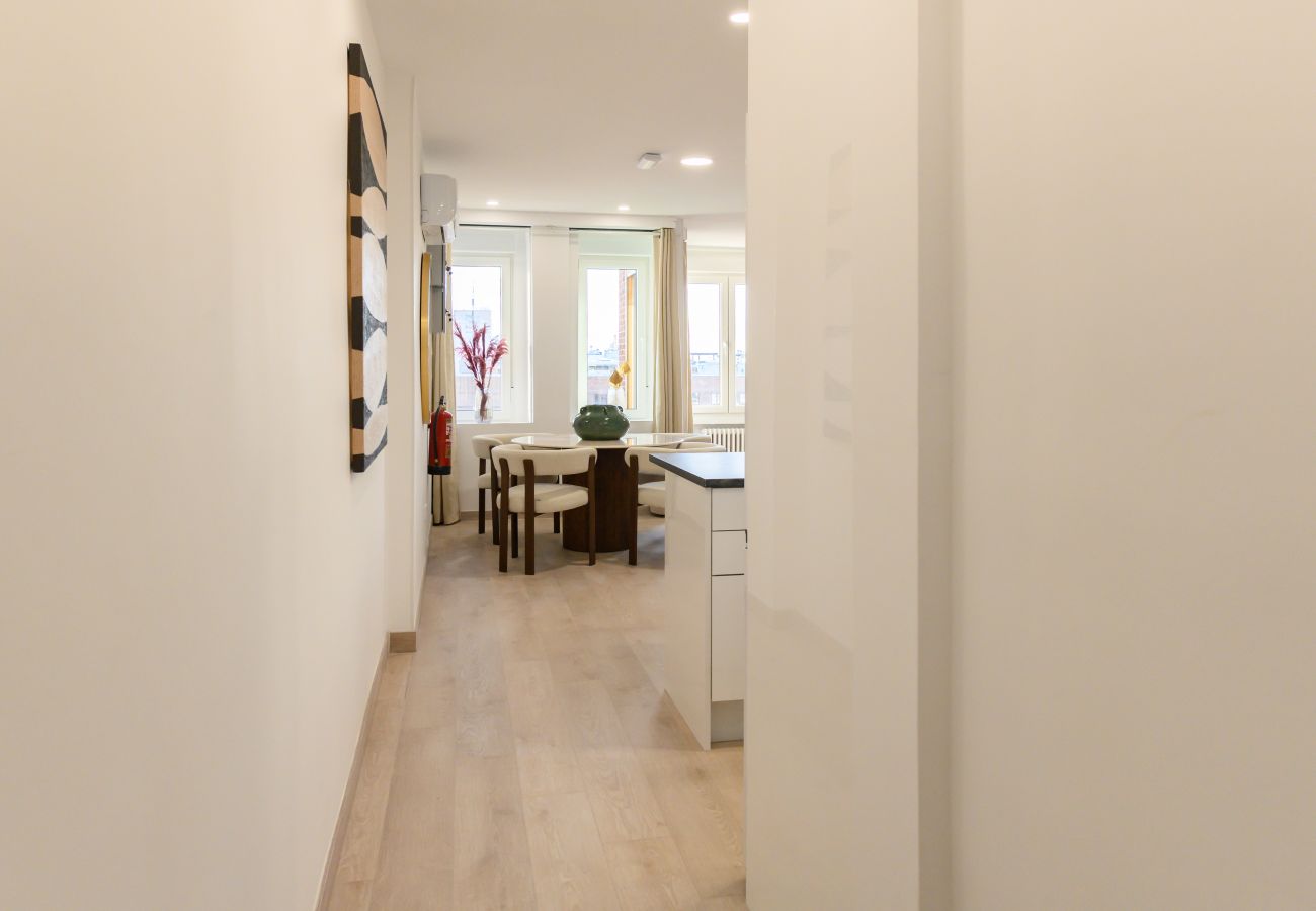 Apartment in Madrid - M (ABR1710B) Amplio piso de Lujo 2 dormitorios