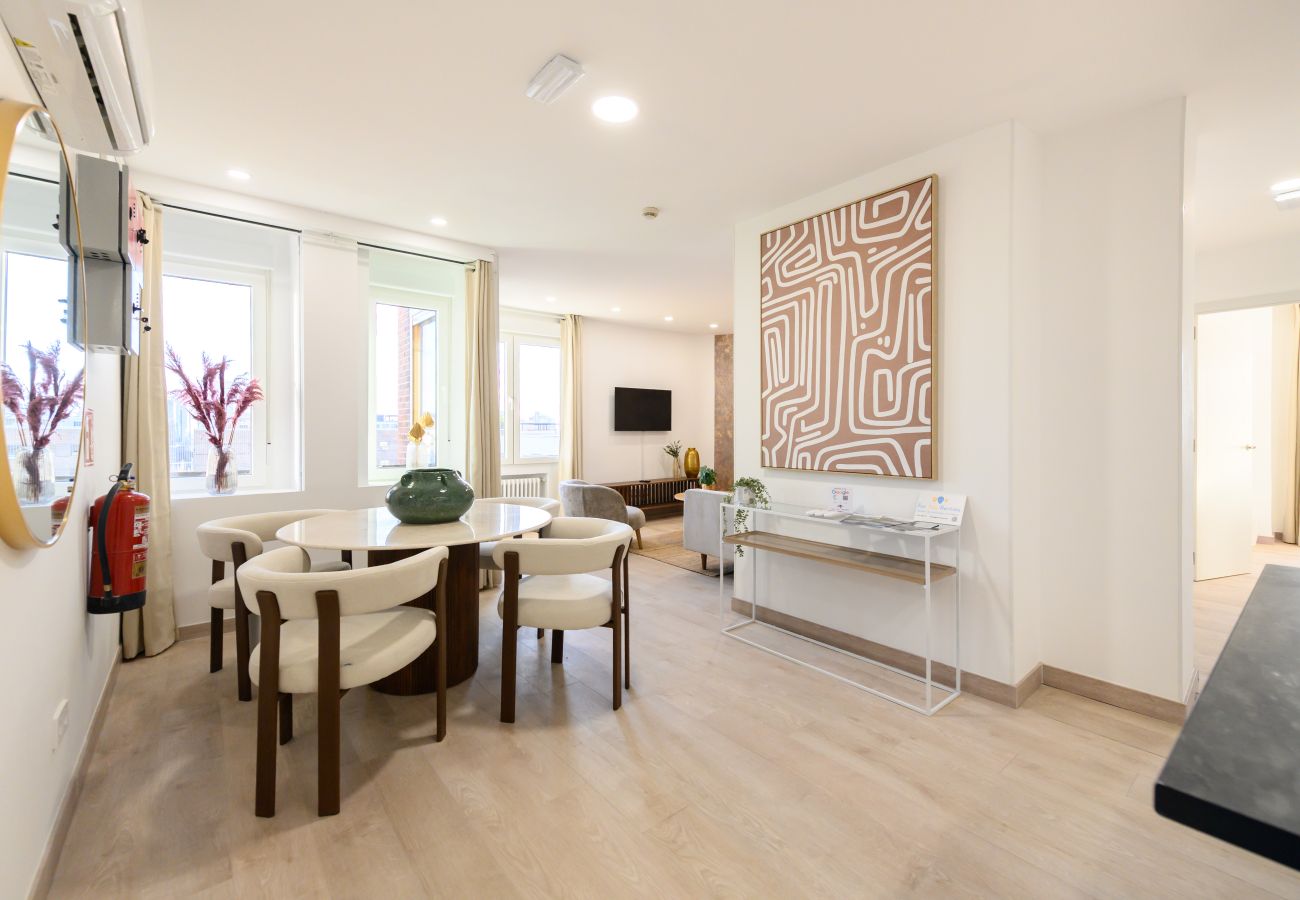 Apartment in Madrid - M (ABR1710B) Amplio piso de Lujo 2 dormitorios