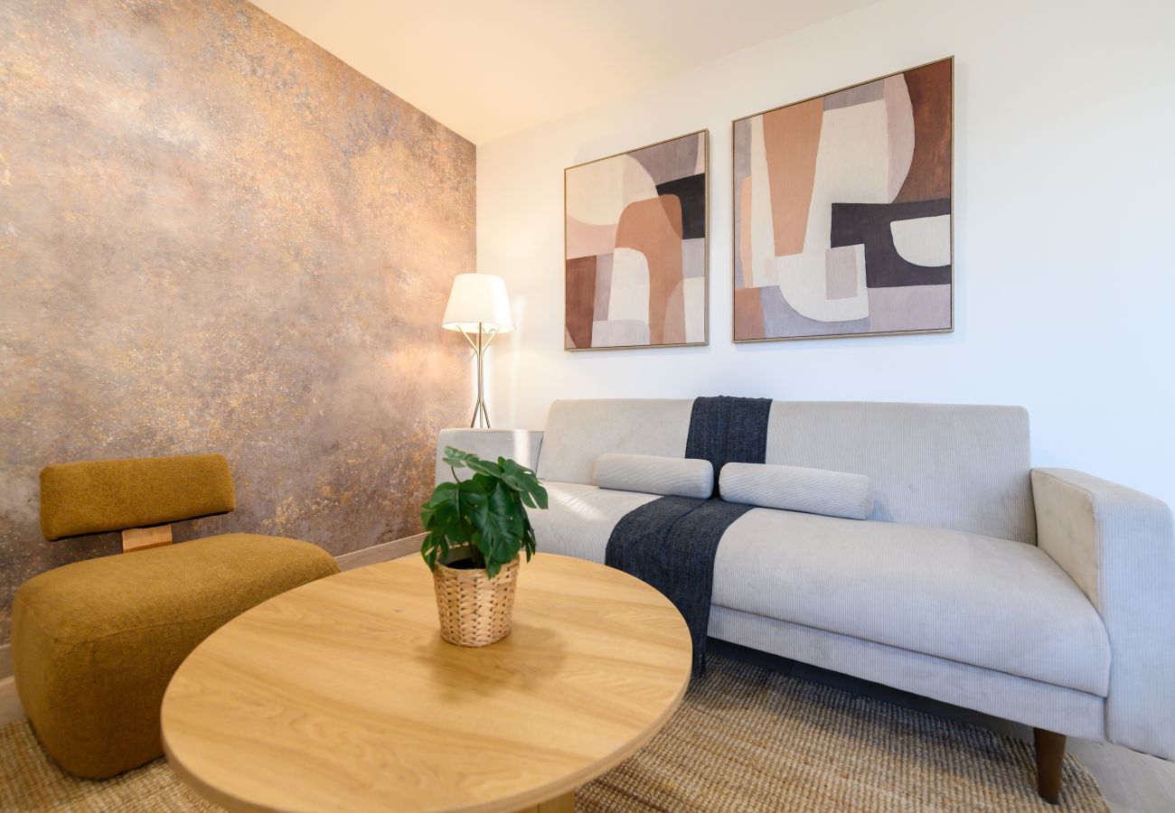 Apartment in Madrid - M (ABR1710B) Amplio piso de Lujo 2 dormitorios