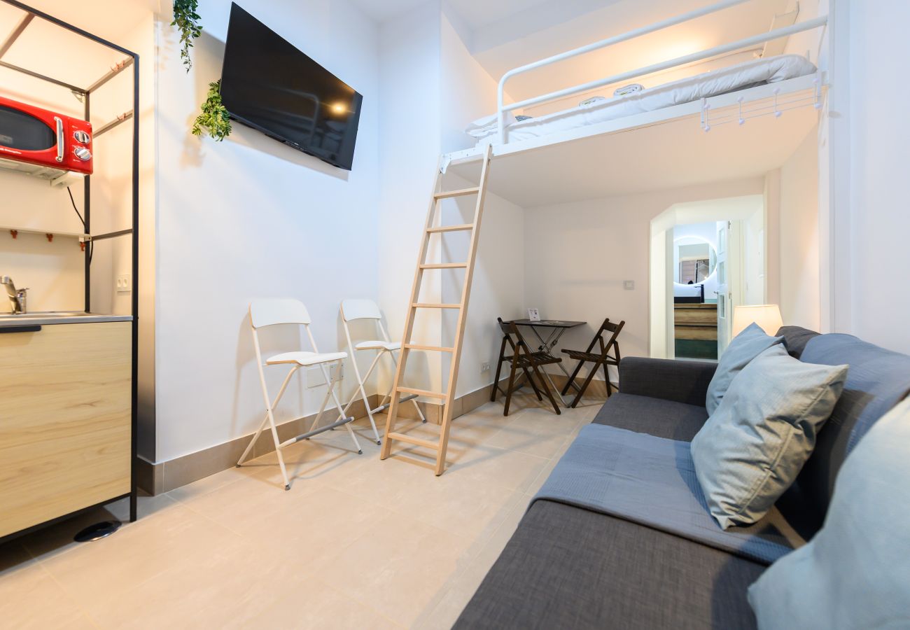 Apartment in Madrid - M (IRI70) Acogedor Dúplex en el barrio Salamanca